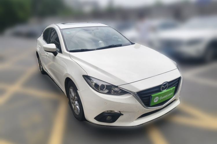 Used Mazda 3 Axela 2014 Sedan 1.5L Automatic Luxury Model Front Right 45 Deg
