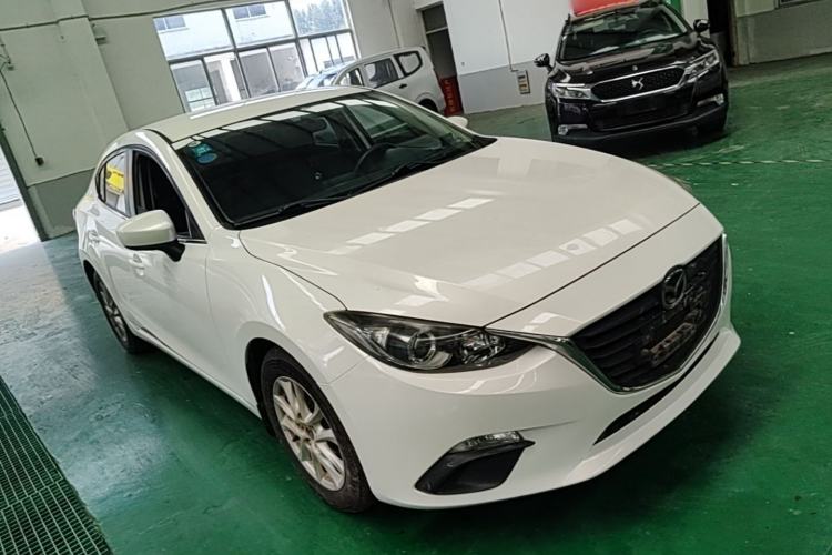 Used Mazda 3 Axela 2014 Sedan 1.5L Automatic Comfort Model Front Right 45 Deg
