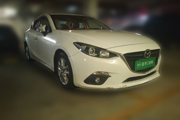 Used Mazda 3 Axela 2014 Sedan 1.5L Automatic Luxury Model Front Right 45 Deg
