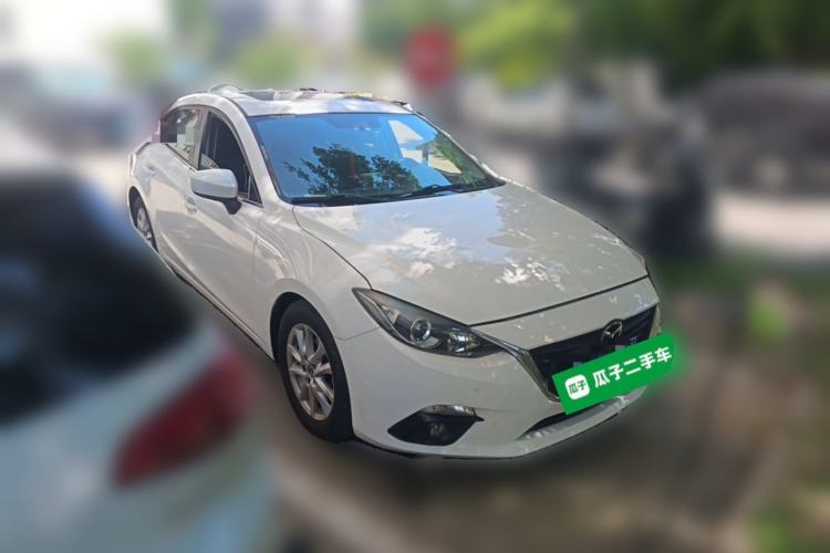 Used Mazda 3 Axela 2014 Sedan 1.5L Automatic Luxury Model Front Right 45 Deg