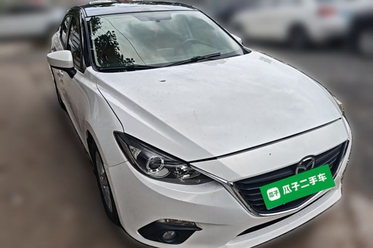 Used Mazda 3 Axela 2014 Sedan 1.5L Automatic Luxury Model Front Right 45 Deg