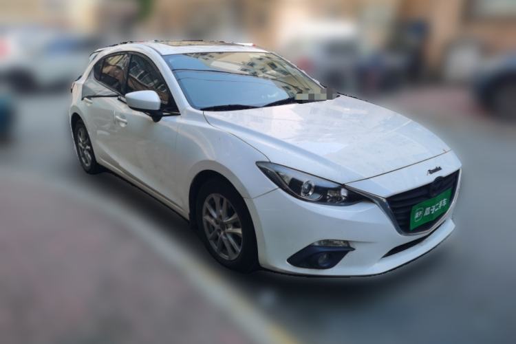 Used Mazda 3 Axela 2014 Hatchback 1.5L Manual Comfort Model Front Right 45 Deg