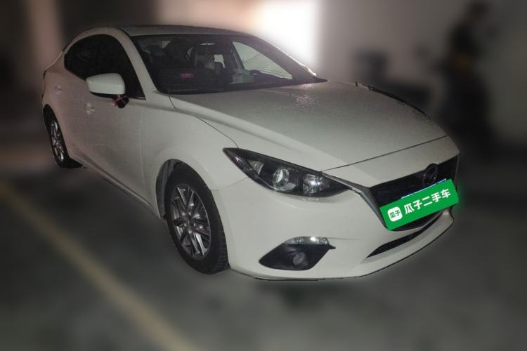 Used Mazda 3 Axela 2014 Sedan 1.5L Automatic Luxury Model Front Right 45 Deg