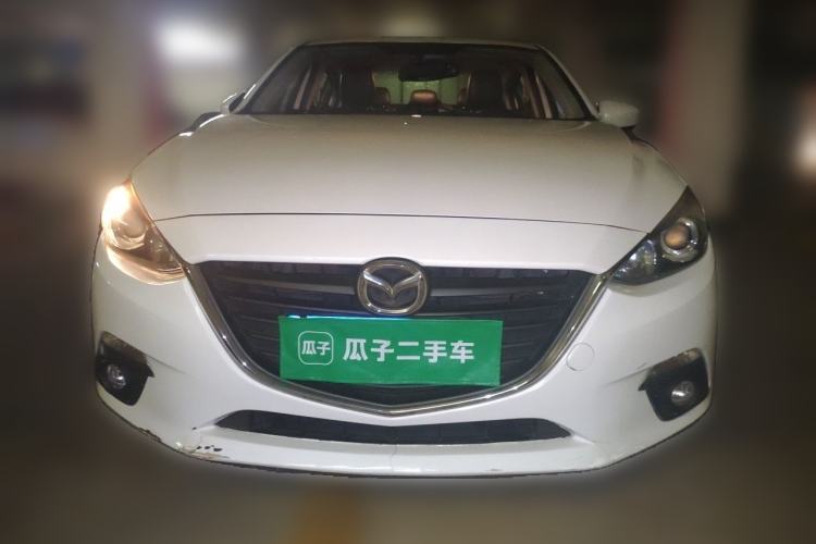 Used Mazda 3 Axela 2014 Sedan 1.5L Automatic Luxury Model Front