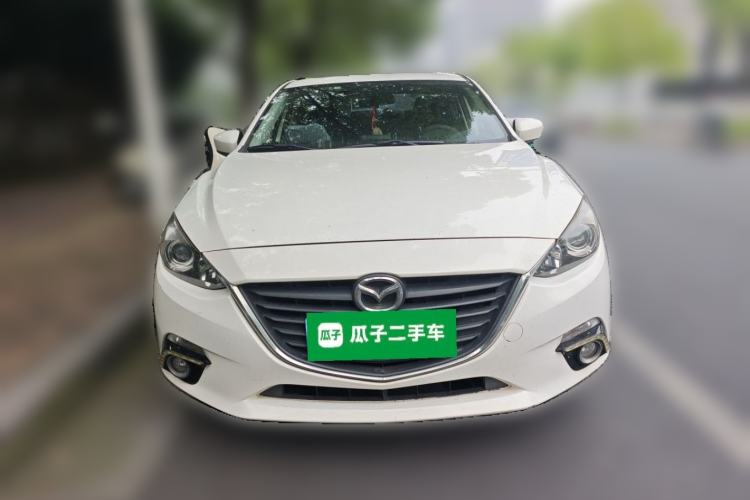 Used Mazda 3 Axela 2014 Sedan 1.5L Automatic Luxury Model Front