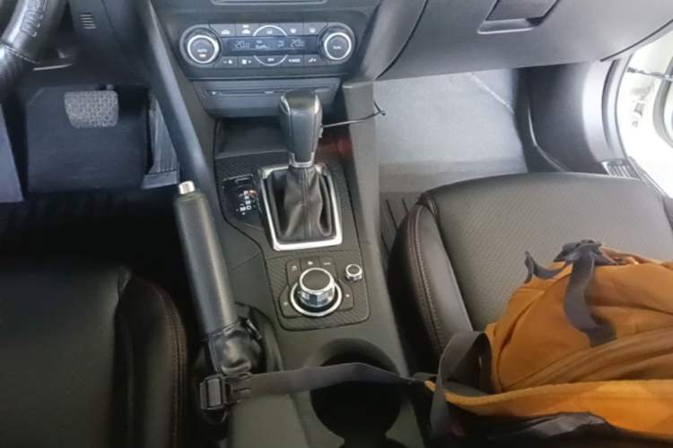 Used Mazda 3 Axela 2014 Sedan 1.5L Automatic Luxury Model Gear Lever