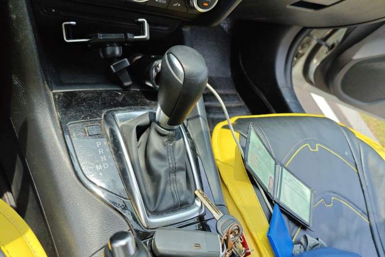 Used Mazda 3 Axela 2014 Sedan 1.5L Automatic Luxury Model Gear Lever