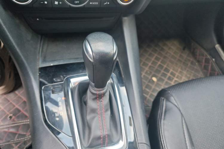Used Mazda 3 Axela 2014 Sedan 2.0L Automatic Sport Model Gear Lever