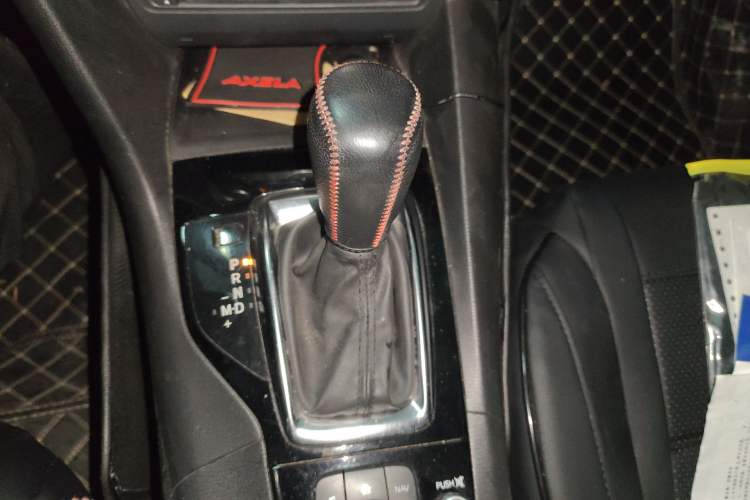 Used Mazda 3 Axela 2014 Sedan 1.5L Automatic Luxury Model Gear Lever