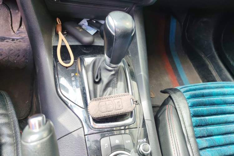 Used Mazda 3 Axela 2014 Sedan 1.5L Automatic Luxury Model Gear Lever