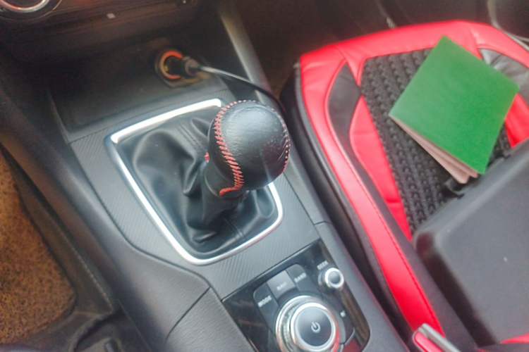 Used Mazda 3 Axela 2014 Sedan 1.5L Manual Comfort Model Gear Lever
