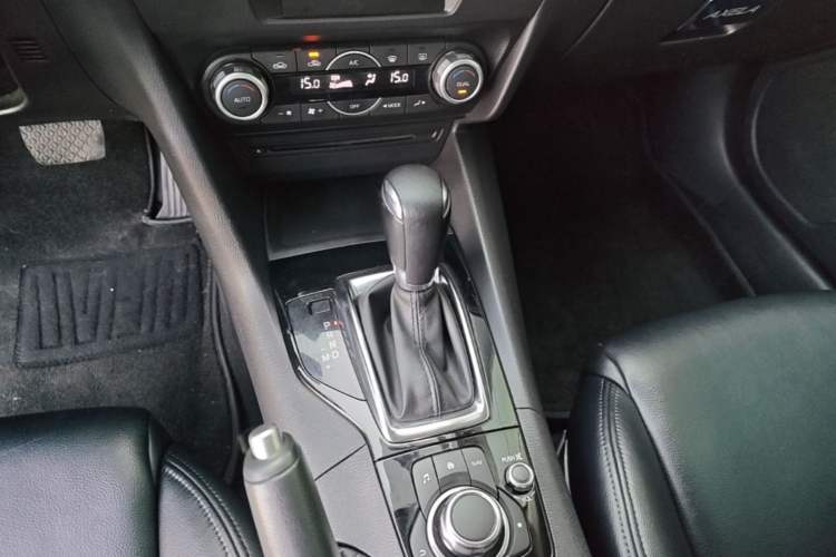 Used Mazda 3 Axela 2014 Sedan 1.5L Automatic Luxury Model Gear Lever