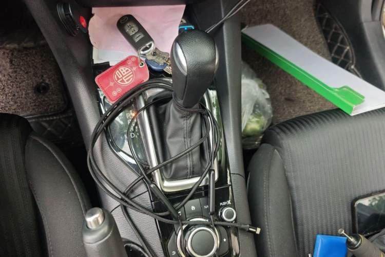 Used Mazda 3 Axela 2014 Sedan 1.5L Automatic Luxury Model Gear Lever