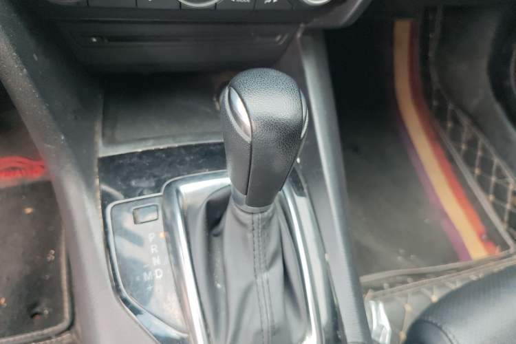 Used Mazda 3 Axela 2014 Sedan 1.5L Automatic Luxury Model Gear Lever