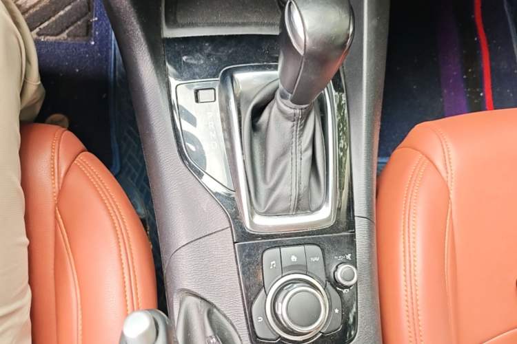 Used Mazda 3 Axela 2014 Sedan 1.5L Automatic Luxury Model Gear Lever