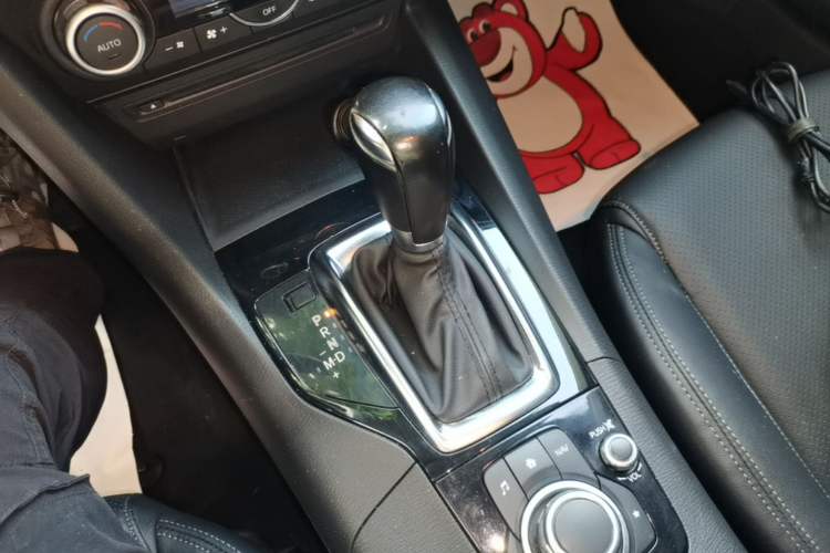 Used Mazda 3 Axela 2014 Sedan 1.5L Automatic Luxury Model Gear Lever