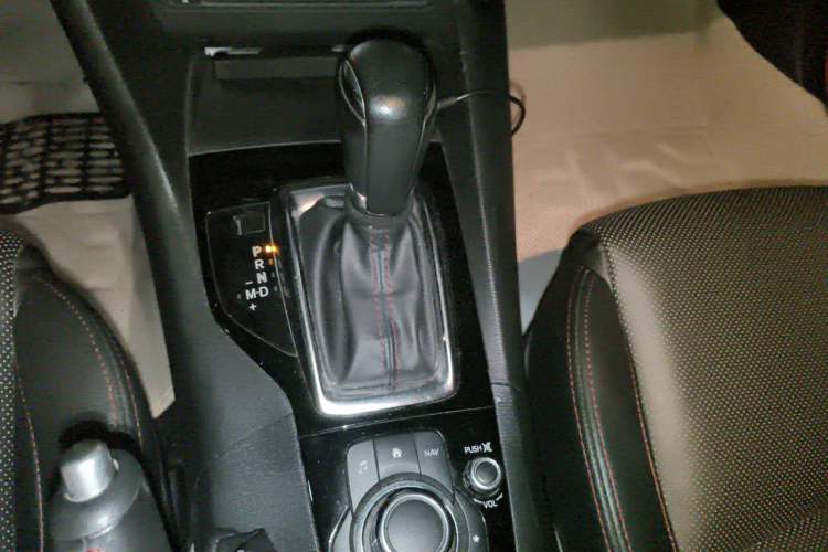 Used Mazda 3 Axela 2014 Hatchback 2.0L Automatic Sport Model Gear Lever