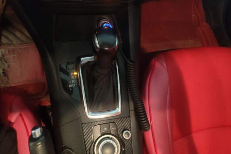 Used Mazda 3 Axela 2014 Sedan 1.5L Automatic Comfort Model Gear Lever