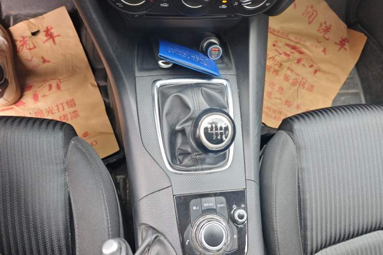 Used Mazda 3 Axela 2014 Sedan 1.5L Manual Comfort Model Gear Lever