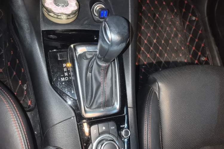 Used Mazda 3 Axela 2014 Sedan 2.0L Automatic Sport Model Gear Lever