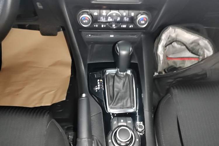 Used Mazda 3 Axela 2014 Sedan 1.5L Automatic Luxury Model Gear Lever