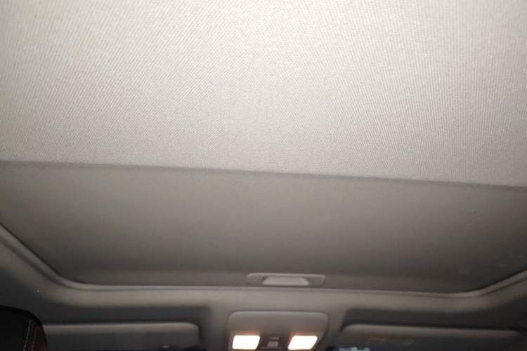 Used Mazda 3 Axela 2014 Hatchback 2.0L Automatic Flagship Model Headliner