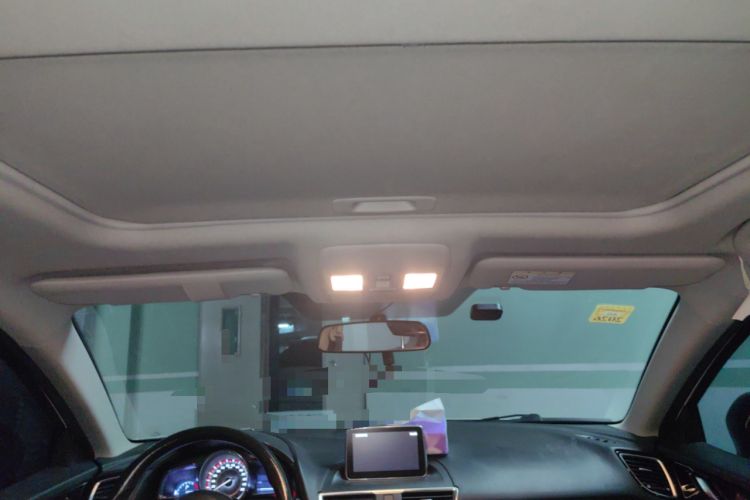 Used Mazda 3 Axela 2014 Sedan 1.5L Automatic Luxury Model Headliner