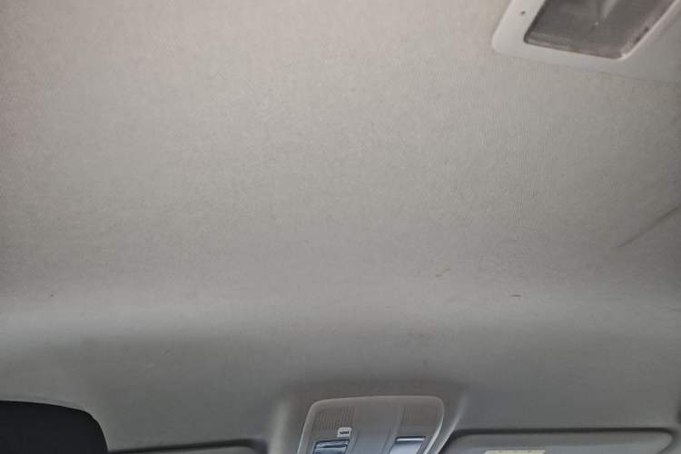 Used Mazda 3 Axela 2014 Sedan 1.5L Automatic Comfort Model Headliner