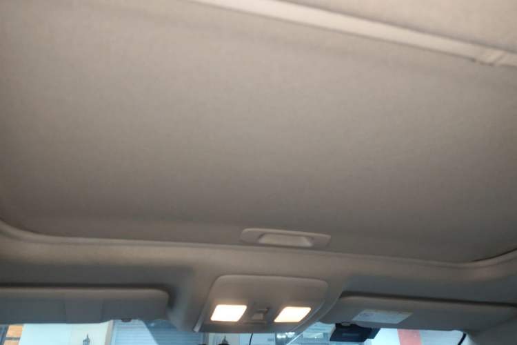 Used Mazda 3 Axela 2014 Sedan 2.0L Automatic Sport Model Headliner