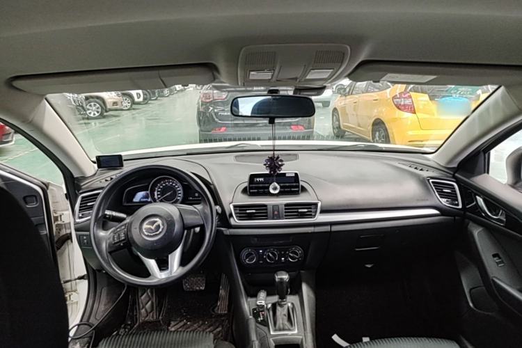 Used Mazda 3 Axela 2014 Sedan 1.5L Automatic Comfort Model Headliner