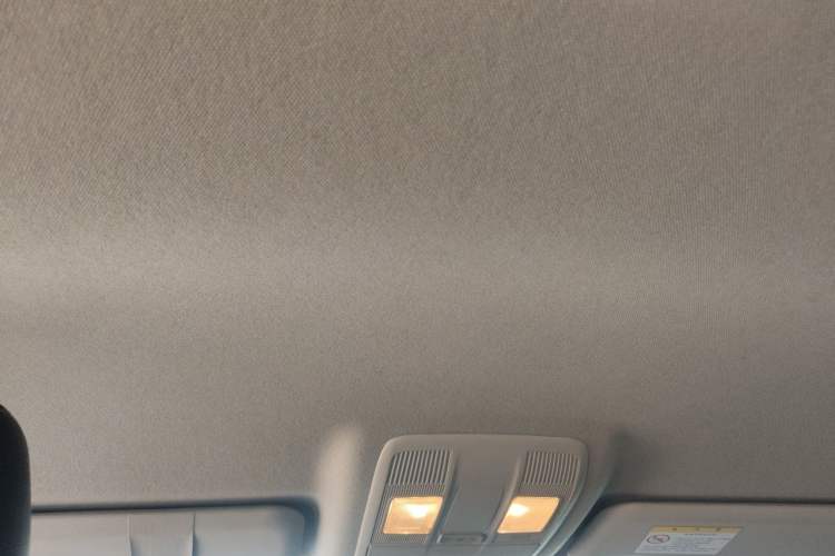 Used Mazda 3 Axela 2014 Sedan 1.5L Automatic Comfort Model Headliner