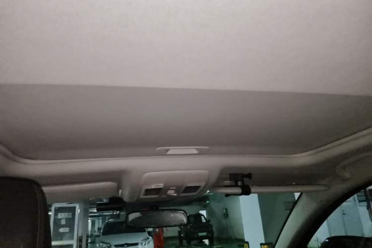 Used Mazda 3 Axela 2014 Hatchback 2.0L Automatic Sport Model Headliner