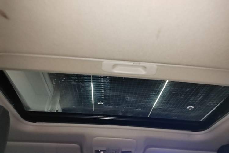 Used Mazda 3 Axela 2014 Sedan 1.5L Automatic Luxury Model Headliner