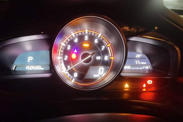 Used Mazda 3 Axela 2014 Sedan 2.0L Automatic Flagship Model Instrument Cluster