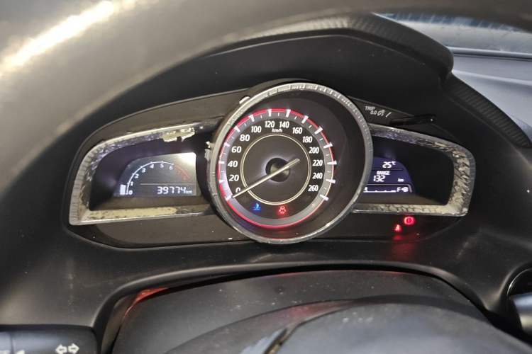 Used Mazda 3 Axela 2014 Hatchback 1.5L Manual Comfort Model Instrument Cluster