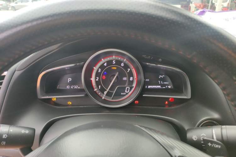 Used Mazda 3 Axela 2014 Sedan 2.0L Automatic Flagship Model Instrument Cluster