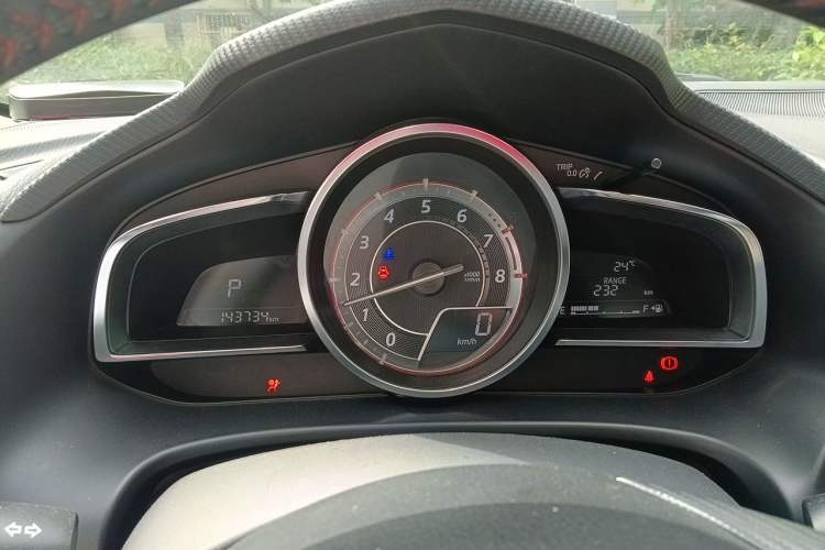 Used Mazda 3 Axela 2014 Sedan 2.0L Automatic Flagship Model Instrument Cluster