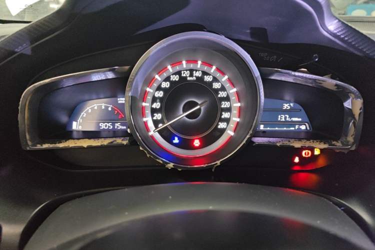 Used Mazda 3 Axela 2014 Sedan 1.5L Manual Comfort Model Instrument Cluster