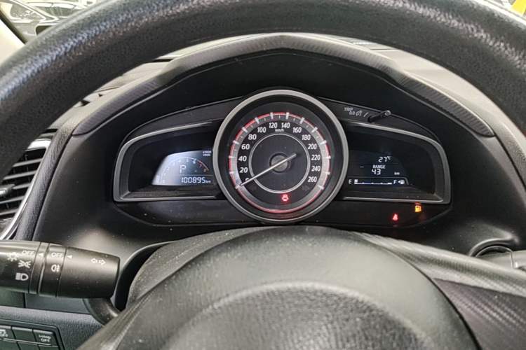 Used Mazda 3 Axela 2014 Sedan 1.5L Automatic Comfort Model Instrument Cluster