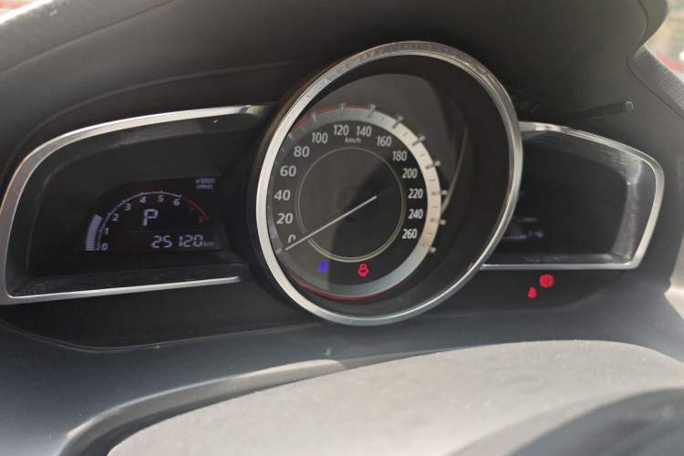 Used Mazda 3 Axela 2014 Sedan 1.5L Automatic Comfort Model Instrument Cluster
