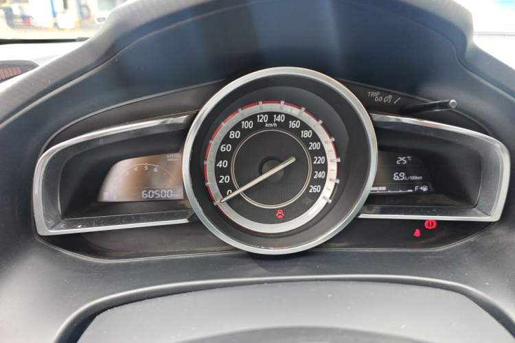 Used Mazda 3 Axela 2014 Sedan 1.5L Manual Comfort Model Instrument Cluster