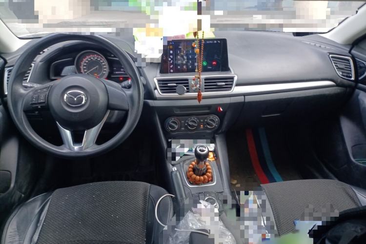 Used Mazda 3 Axela 2014 Sedan 1.5L Manual Comfort Model Interior 2