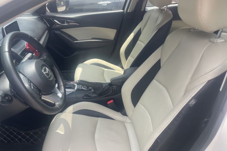 Used Mazda 3 Axela 2014 Sedan 2.0L Automatic Sport Model Interior 2