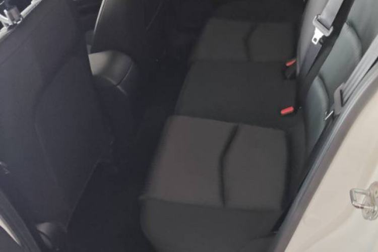 Used Mazda 3 Axela 2014 Hatchback 1.5L Manual Comfort Model Interior 3