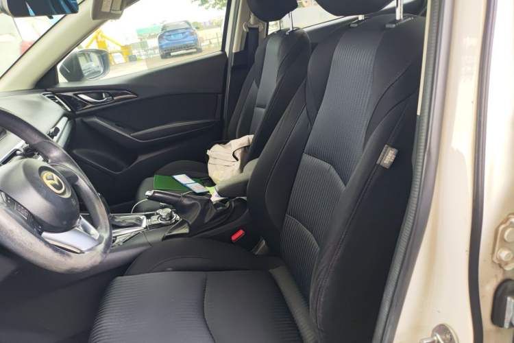 Used Mazda 3 Axela 2014 Sedan 1.5L Automatic Luxury Model Left Front Seat