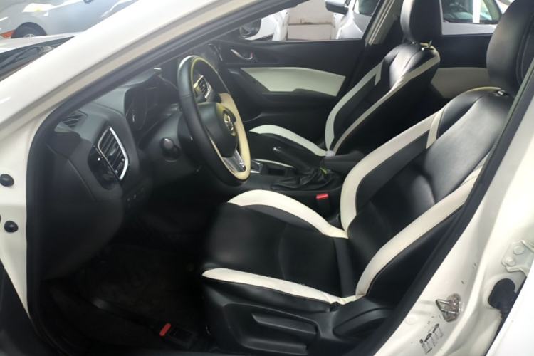 Used Mazda 3 Axela 2014 Sedan 1.5L Automatic Comfort Model Left Front Seat