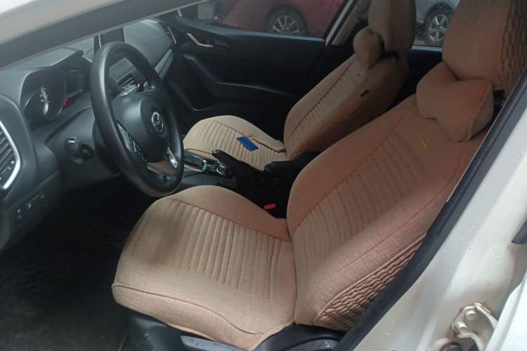 Used Mazda 3 Axela 2014 Hatchback 1.5L Automatic Luxury Model Left Front Seat