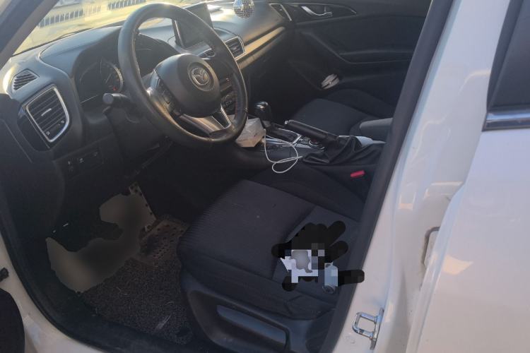 Used Mazda 3 Axela 2014 Sedan 1.5L Automatic Luxury Model Left Front Seat