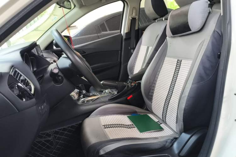Used Mazda 3 Axela 2014 Sedan 1.5L Automatic Luxury Model Left Front Seat