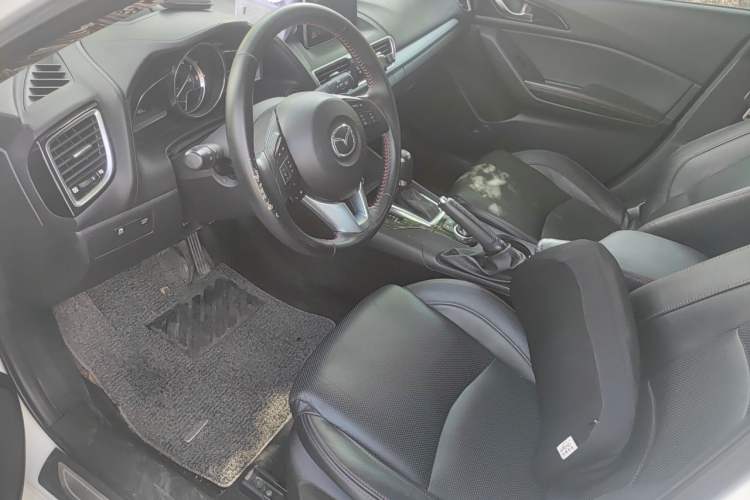 Used Mazda 3 Axela 2014 Hatchback 2.0L Automatic Flagship Model Left Front Seat